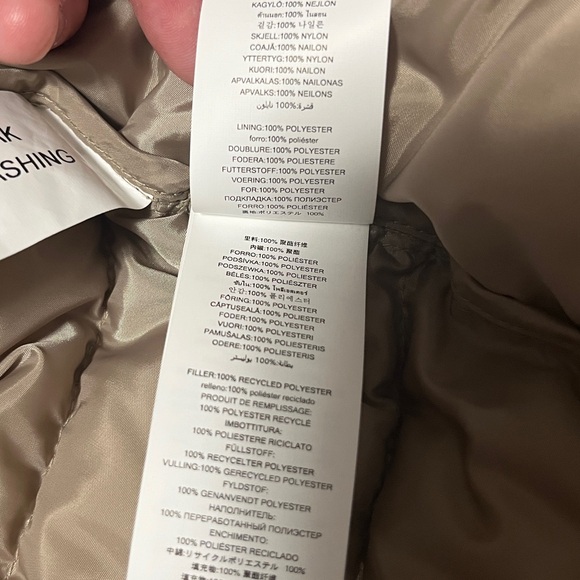 NWT - Michael Kors Men’s Quilted Puffer Jacket - Size XL - Picture 10 of 10